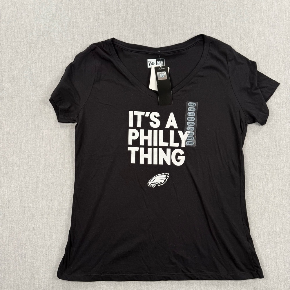 New Era Women's V-Neck Tee - Black‎ with White Graphic